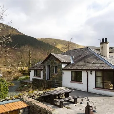 شقة Thirlmere Cottage *