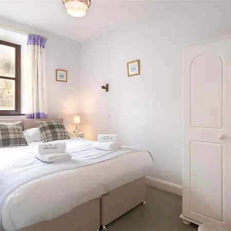 Thirlmere Cottage *