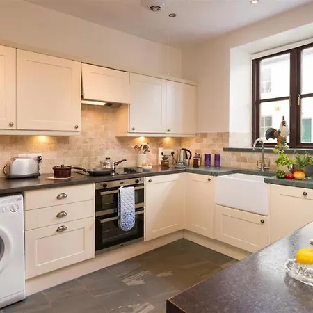 Thirlmere Cottage
